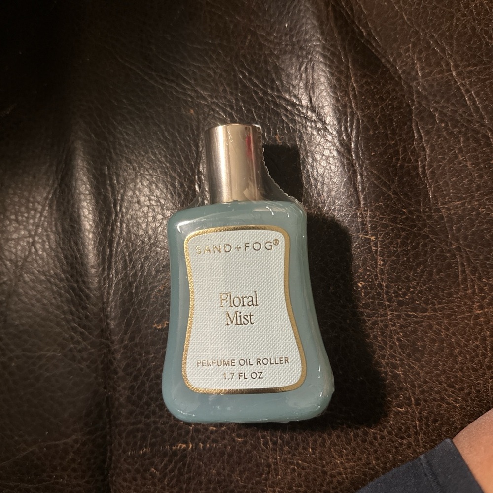 Floral Mist Perfume Oil Roller - Light Blue